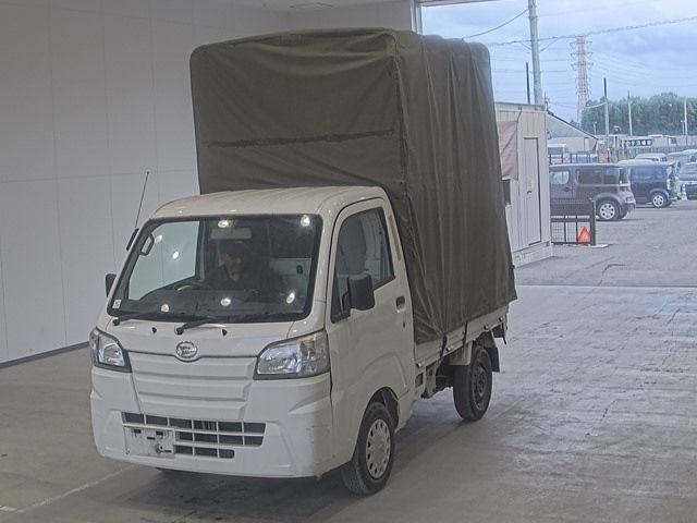 20398 DAIHATSU HIJET TRUCK S500P 2014 г. (ARAI Oyama VT)